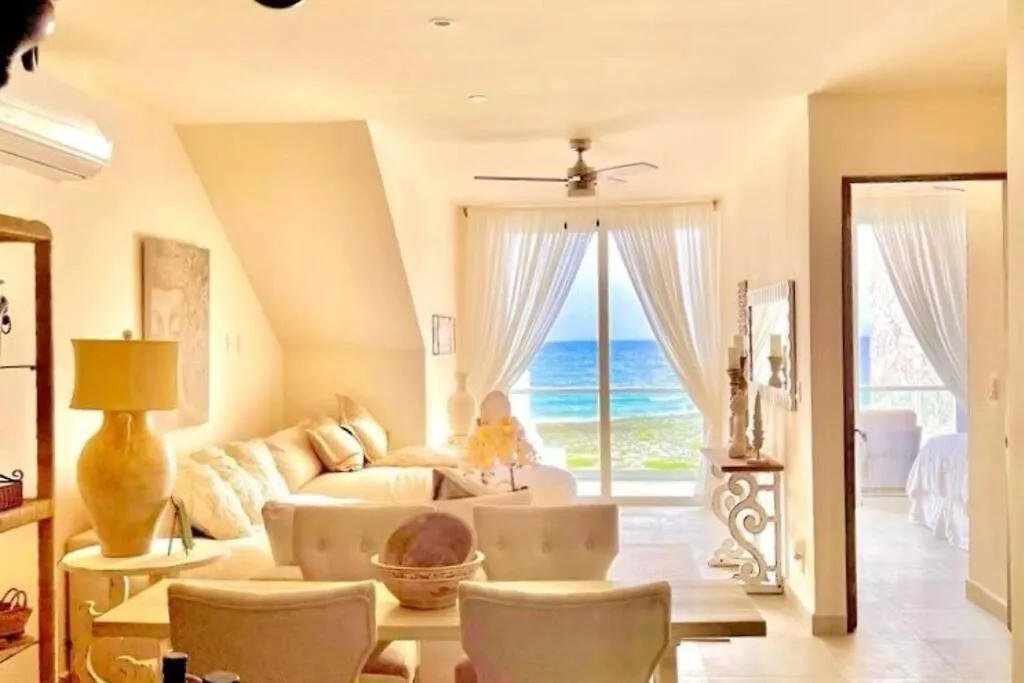 شقة Casa Blanca By The Caribbean Sea أكومال